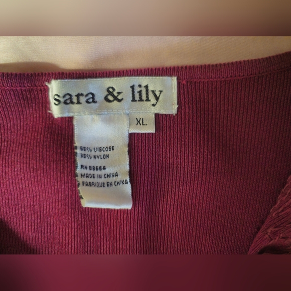 Sara and lily sequined sweater 3/4 sleeve - Picture 3 of 6